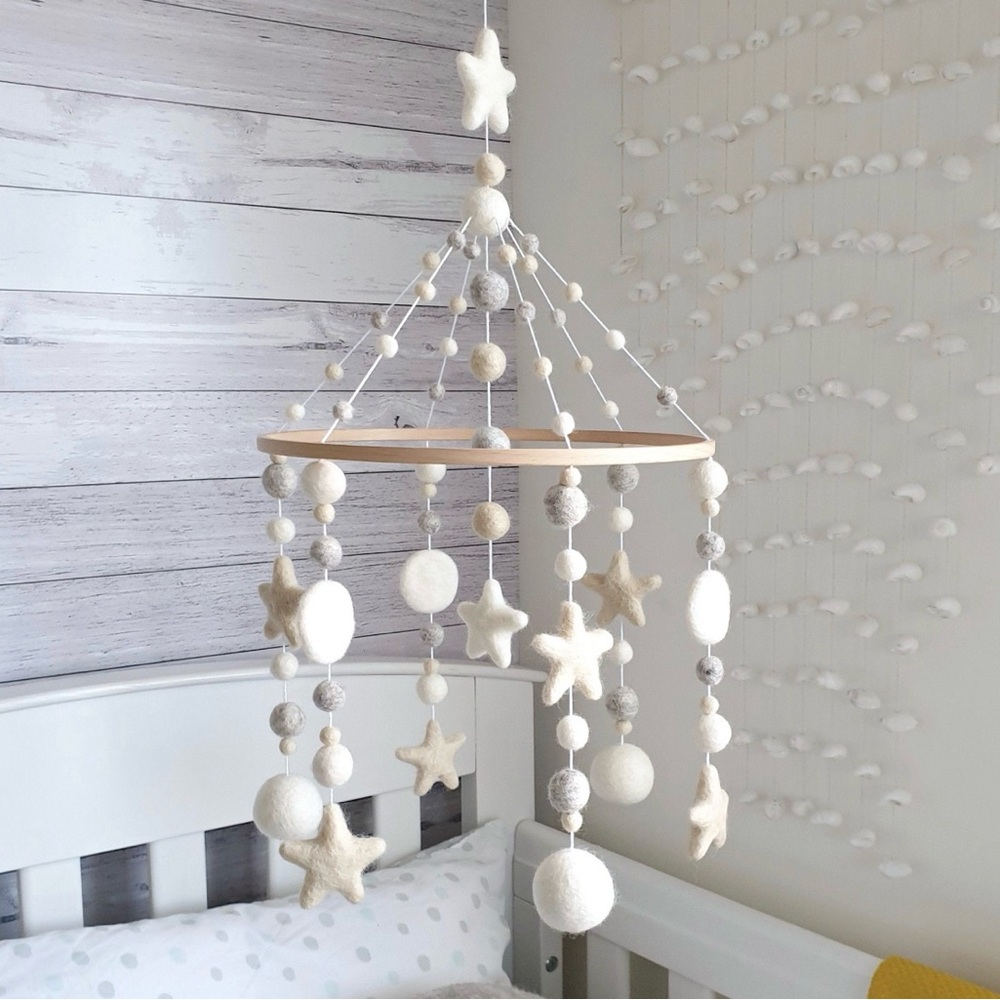 Neutral Wool Star Baby Mobile